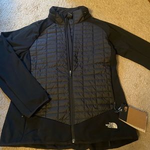 North Face women’s thermoball hybrid jacket size L